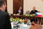 Předseda vlády Petr Nečas se 3. prosince 2012 setkal s ministryní zahraničních věcí USA Hillary Clintonovou