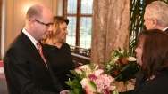 Na zámku v Lánech se v sobotu 2. ledna 2016 uskutečnil tradiční oběd předsedy vlády B. Sobotky a prezidenta M. Zemana.