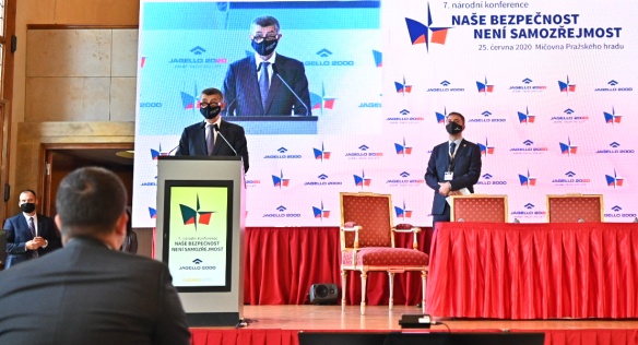 Premiér Andrej Babiš vystoupil s projevem na konferenci Naše bezpečnost není samozřejmost, 25. června 2020.