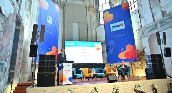 Premiér Andrej Babiš vystoupil s projevem na konferenci 30 let růstu, 8. října 2019.