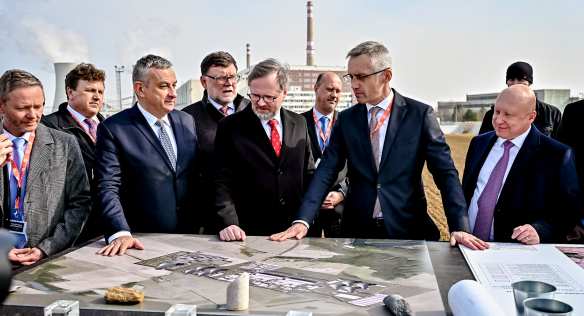 Předseda vlády navštívil jadernou elektrárnu Dukovany, 17. března 2022.