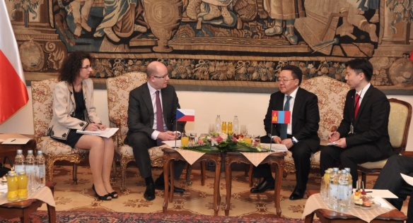 Premiér Bohuslav Sobotka jednal s prezidentem Mongolska Tsakhiagiinem Elbegdorjem, 19. ledna 2015.