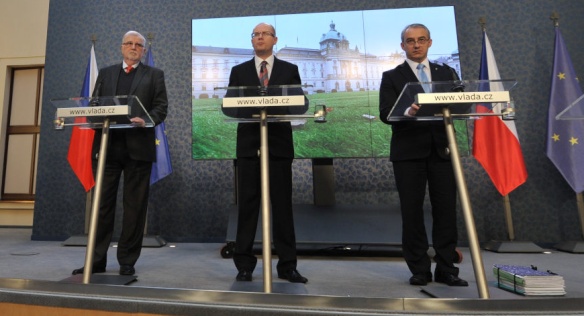 Tisková konference po jednání tripartity, 1. prosince 2014.
