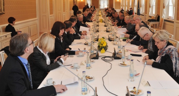 Zástupci tripartity se v pondělí 10. listopadu 2014 setkali k historicky prvnímu společnému jednání s krajskými tripartitami.