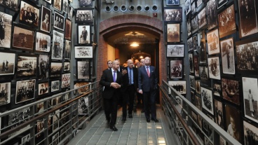 Sobotka visited the United States Holocaust Memorial Museum in Washington, 18th November 2014.