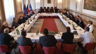 Předseda vlády Bohuslav Sobotka se ve čtvrtek 19. května 2016 ve Strakově akademii setkal se zástupci profesních spolků.
