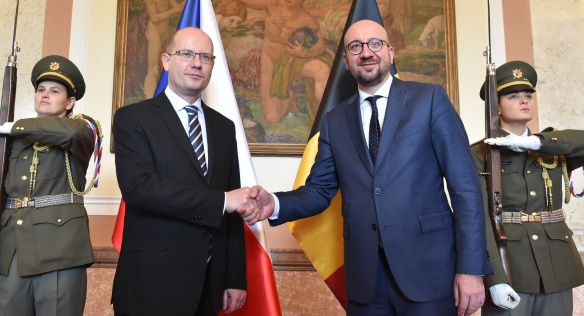 Předseda vlády Bohuslav Sobotka se setkal s premiérem Belgického království Charlesem Michelem, 4. května 2017.