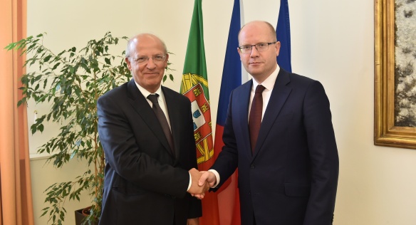 Prime Minister Bohuslav Sobotka received Augusto Santos Silva, Minister of Foreign Affairs of the Portuguese Republic, on 28 August 2017.