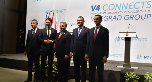 Předseda vlády jednal v Budapešti s premiéry zemí V4 a rakouským kancléřem o migraci, 21. června 2018.