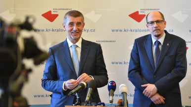 Závěrečná tisková konference předsedy vlády Andreje Babiše a hejtmana Královéhradeckého kraje Jiřího Štěpána.