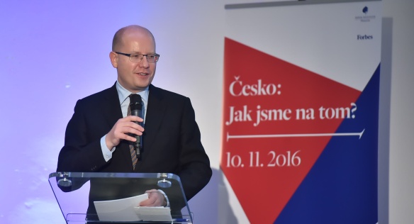 Premiér Bohuslav Sobotka se zúčastnil výroční konference Aspen Institutu a časopisu Forbes s názvem Česko: Jak jsme na tom?, 10. listopadu 2016.