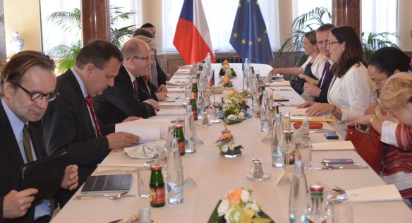 The Czech Prime Minister Bohuslav Sobotka met on Friday 5 June 2015 with the European Commissioner for Trade Cecilia Malmström.