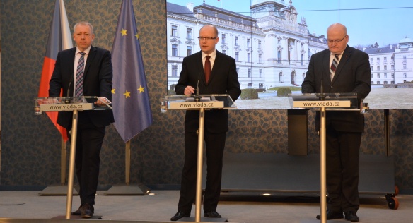 Tisková konference po jednání vlády 4. března 2015.
