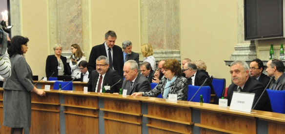 V úterý 11. února 2014 se uskutečnilo jednání tripartity o programovém prohlášení vlády.