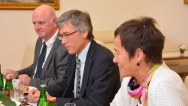 Předseda vlády Bohuslav Sobotka se ve čtvrtek 17. září 2015 setkal na Úřadě vlády ČR se zástupci Pompidou Group.