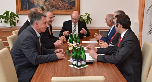 Předseda vlády se setkal s odboráři společnosti IG Watteeuw, 5. října2015.
