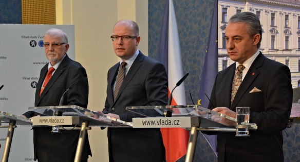 Tisková konference po jednání tripartity, 1. února 2016.