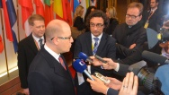 Premiér Sobotka před jednáním s čelními představiteli dalších států EU. Zdroj: Evropská rada