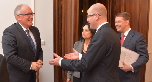 Premiér Bohuslav Sobotka se v pondělí 26. ledna 2015 setkal s 1. místopředsedou Evropské komise Fransem Timmermansem.