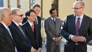 Premiér Bohuslav Sobotka se 3. února 2015 setkal s velvyslanci zemí Asie.
