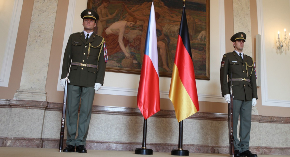 Premiér Bohuslav Sobotka bude jednat se spolkovou kancléřkou Spolkové republiky Německo Angelou Merkelovou, 25. srpna 2016.