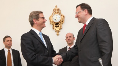 Předseda vlády Petr Nečas přijal ministra zahraničí Spolkové republiky Německo Guida Westerwelleho, 6. března 2012