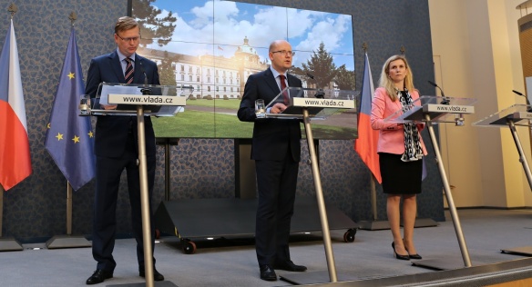 Tisková konference po jednání vlády, 18. dubna 2016.