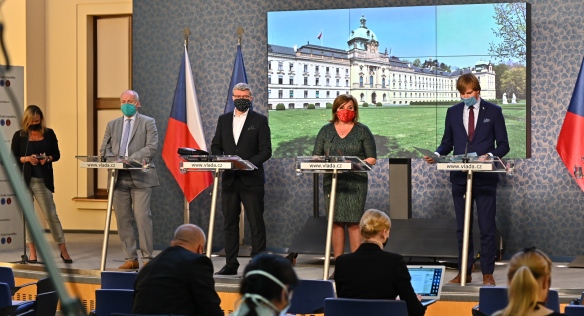 Tisková konference po jednání vlády, 11. května 2020.