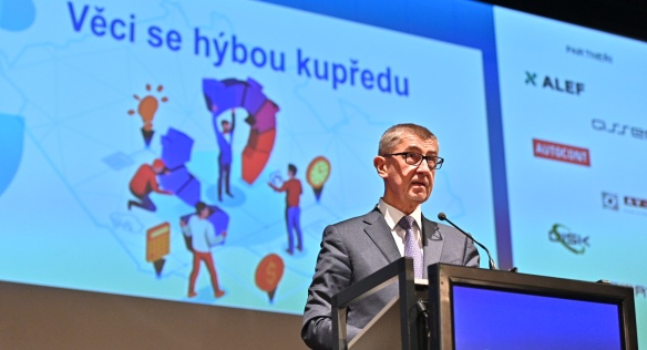 Andrej Babiš na konferenci Internet ve státní správě a samosprávě, 1. dubna 2019.