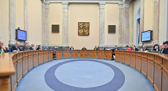 Rada vlády zvolila členku předsednictva TA ČR a předsedu Komise pro problematiku klimatu, 28. února 2020.
