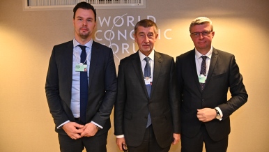 Andrej Babiš se členy delegace Vladimírem Dzurillou a Karlem Havlíčkem, 25. ledna 2019.