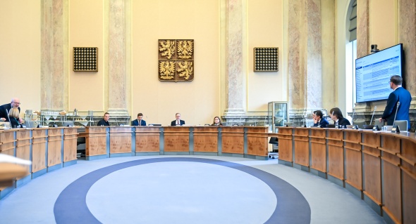 Pohled na jednací sál před jednáním vlády, 14. února 2024.