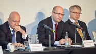 Premiér Sobotka se zúčastnil konference o surovinové bezpečnosti, 18. listopadu 2015. Zdroj: V. Resler.