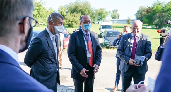 Premiér Andrej Babiš navštívil společnost NOVAVAX, 25. srpna 2020.