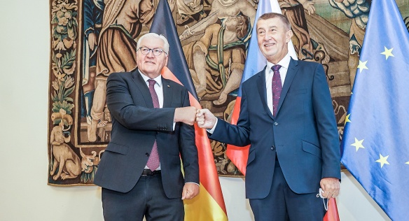 Premiér Babiš s německým prezidentem Steinmeierem v Hrzánském paláci, 27. srpna 2021.