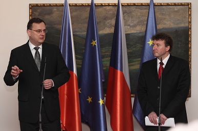Premiér Petr Nečas po setkání s prezidentem ČLK Milanem kubkem