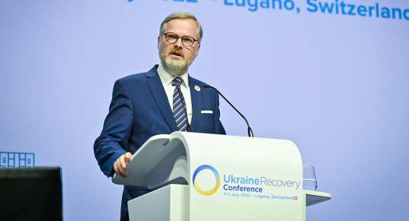 Předseda vlády Petr Fiala vystoupil s projevem na Konferenci o obnově Ukrajiny, 4. července 2022.