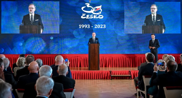 Premiér Fiala vystoupil s projevem na slavnostní ceremonii při příležitosti 30. výročí ČR, 20. června 2023.