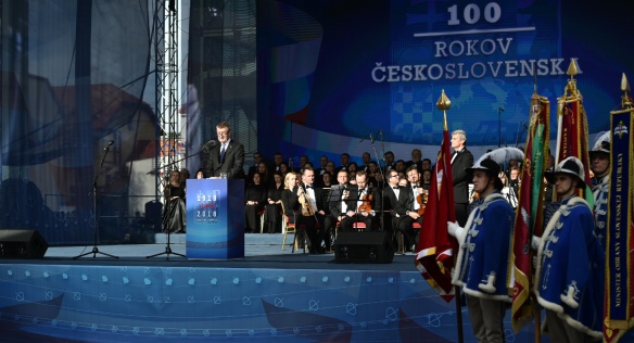 Andrej Babiš při projevu na oslavách 100. výročí vzniku Československa v Martině, 30. října 2018.