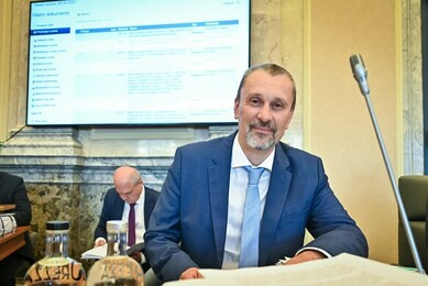 Ministr pro legislativu a předseda Legislativní rady vlády Michal Šalomoun na jednání vlády, 26. 9. 2022