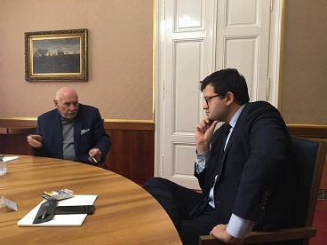 Ministr Chvojka jednal s předsedou Ústavního soudu Pavlem Rychetským