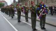 Vicepremiér Bělobrádek uctil památku padlých parašutistů
