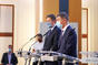 Premiér Andrej Babiš a ministr zahraničních věcí Tomáš Petříček oznamují rozvolnění opatření na hranicích, 5. června 2020.