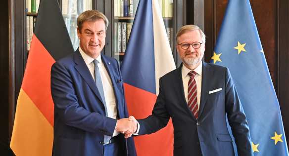 Premiér Petr Fiala s předsedou vlády Svobodného státu Bavorsko Markusem Söderem, 14. července 2022.