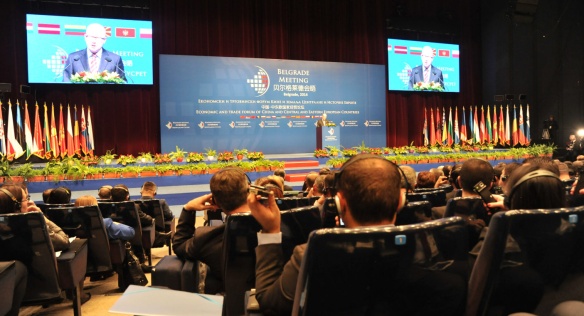 Předseda vlády ČR Bohuslava Sobotka na zahajovací ceremonii ekonomického fóra China CEEC, 16. prosince 2014.