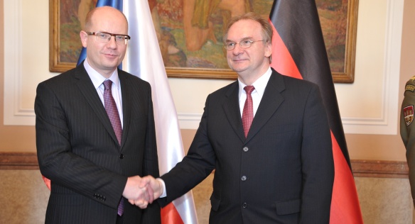 Předseda vlády Bohuslav Sobotka se 3. března 2015 setkal s ministerským předsedou ze Svobodného státu Sasko-Anhaltsko Reinerem Haseloffem.