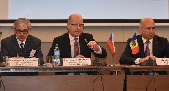 Předseda vlády Bohuslav Sobotka se zúčastnil česko-moldavského podnikatelského fóra, 10. června 2016.
