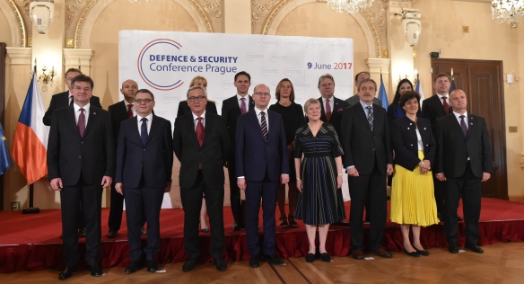 Group photograph of participants in the Defence and Security Conference Prague DESCOP, June 9 2017.