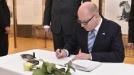 Předseda vlády Bohuslav Sobotka navštívil místo podpisu Mnichovské dohody, 10. března 2016 v Mnichově.