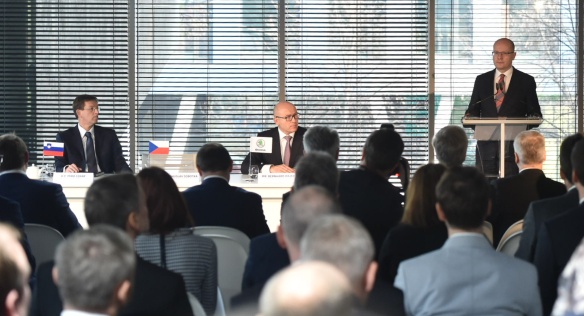Předseda vlády Bohuslav Sobotka se zúčastnil Česko-slovinského digitálního byznys fóra, 23. ledna 2017.